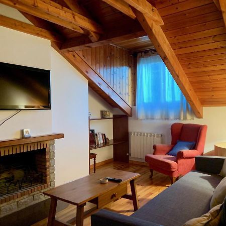 Bpirineos-Estos Leilighet Benasque Eksteriør bilde